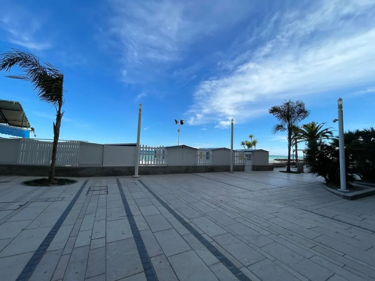 Lungomare 2 Locali Sul Mare Con A/C Apartment Borghetto Santo Spirito